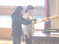 合唱部の賞状伝達